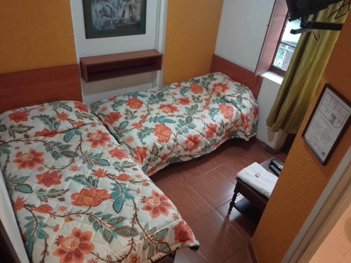 Hotel El Dorado La Candelaria Богота Экстерьер фото