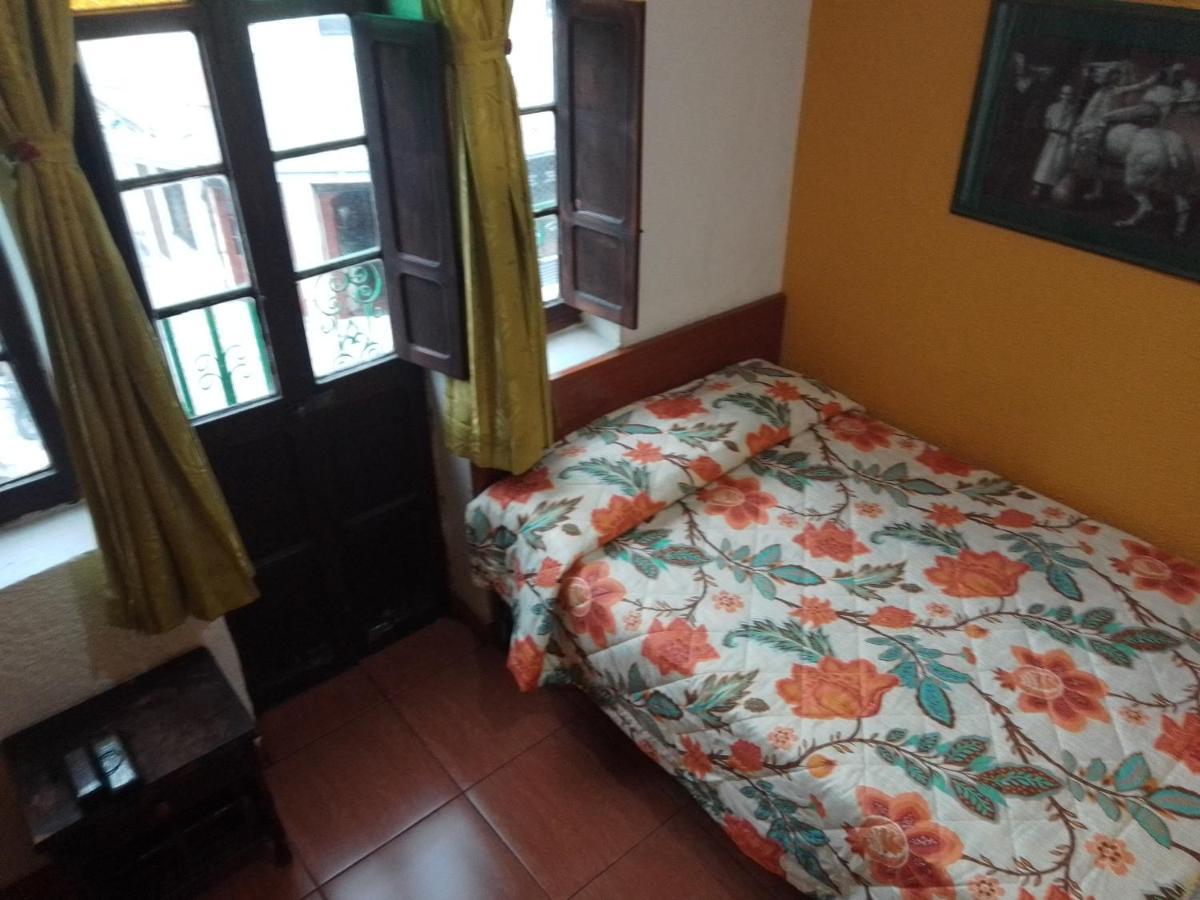 Hotel El Dorado La Candelaria Богота Экстерьер фото